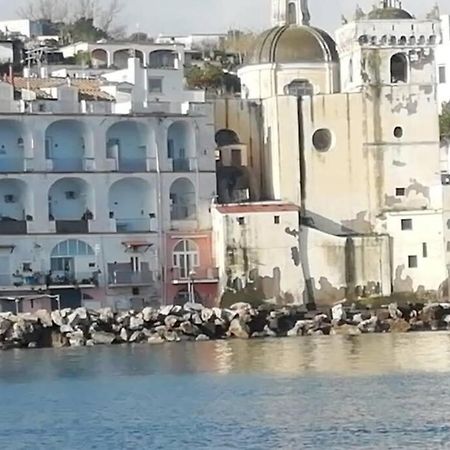 Appartamento Sul Mare Ad Ischia Ponte Exterior photo